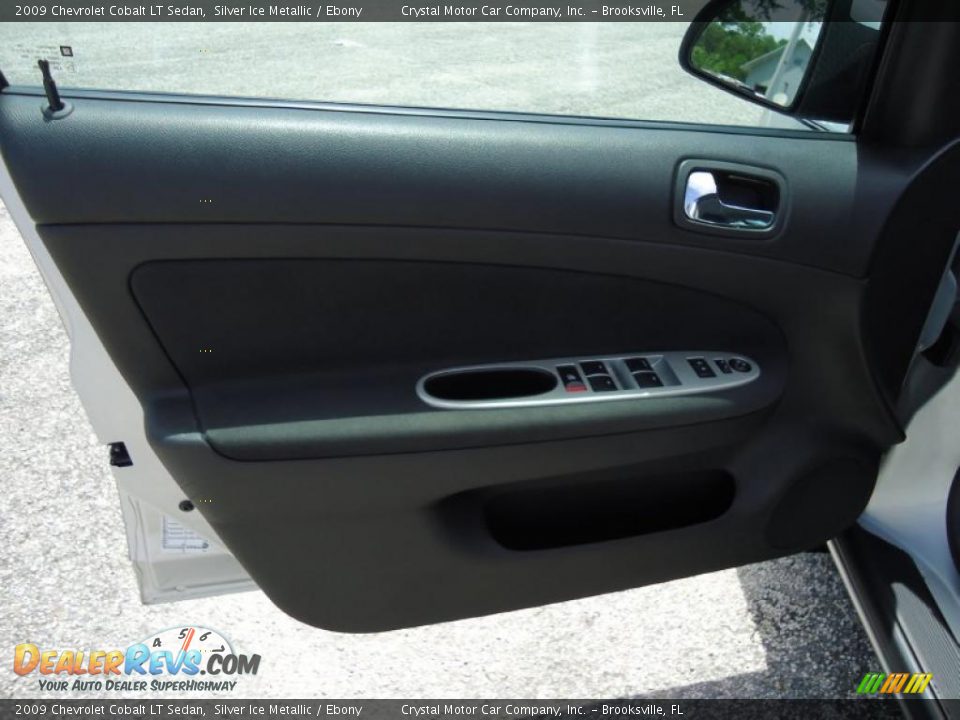 2009 Chevrolet Cobalt LT Sedan Silver Ice Metallic / Ebony Photo #4