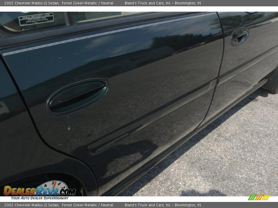 2002 Chevrolet Malibu LS Sedan Forest Green Metallic / Neutral Photo #11