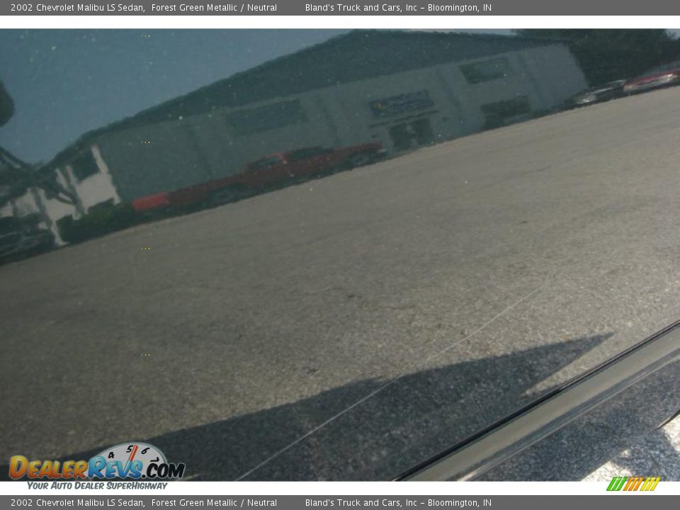 2002 Chevrolet Malibu LS Sedan Forest Green Metallic / Neutral Photo #12