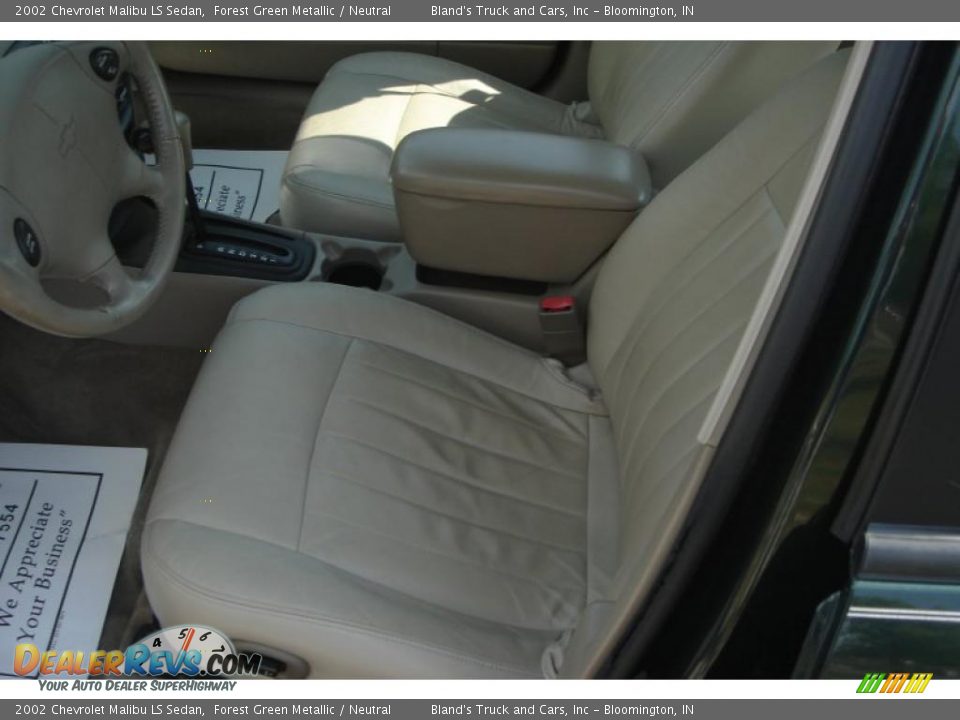 2002 Chevrolet Malibu LS Sedan Forest Green Metallic / Neutral Photo #19