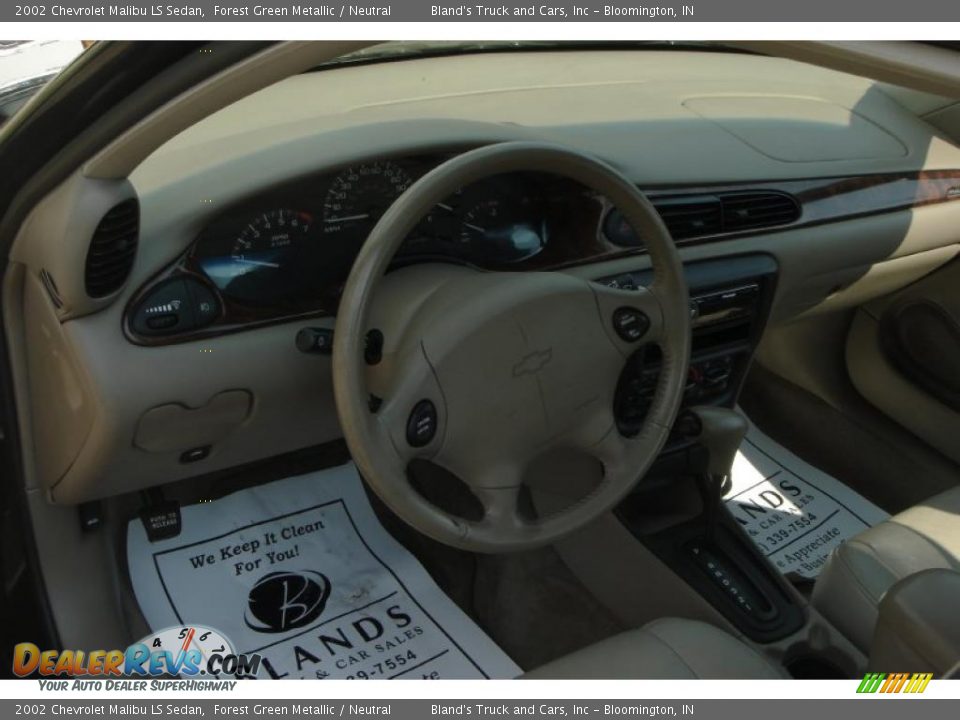 2002 Chevrolet Malibu LS Sedan Forest Green Metallic / Neutral Photo #20