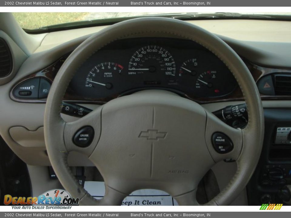 2002 Chevrolet Malibu LS Sedan Forest Green Metallic / Neutral Photo #22
