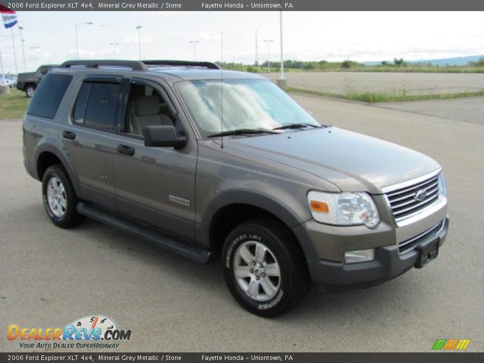 2006 Ford Explorer XLT 4x4 Mineral Grey Metallic / Stone Photo #5