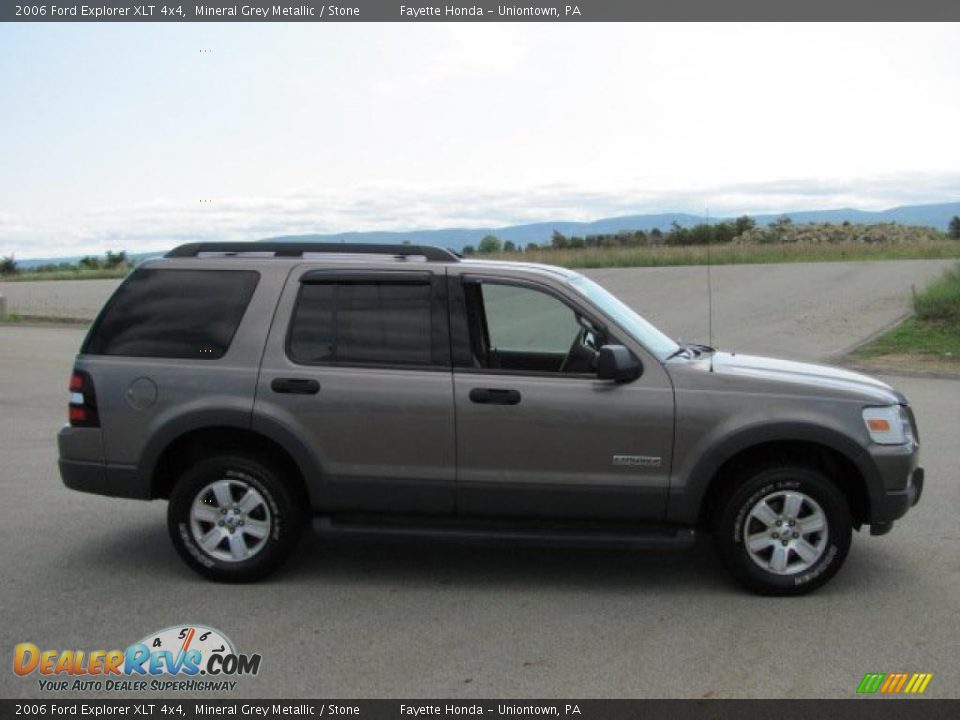 2006 Ford Explorer XLT 4x4 Mineral Grey Metallic / Stone Photo #12