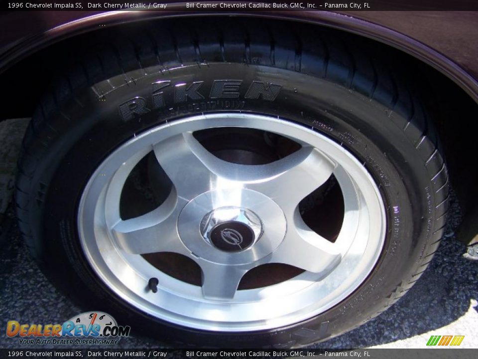 1996 Chevrolet Impala SS Dark Cherry Metallic / Gray Photo #11