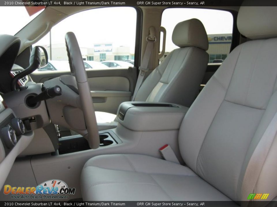 2010 Chevrolet Suburban LT 4x4 Black / Light Titanium/Dark Titanium Photo #15