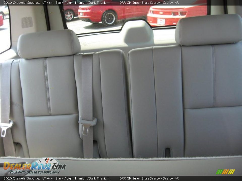 2010 Chevrolet Suburban LT 4x4 Black / Light Titanium/Dark Titanium Photo #17