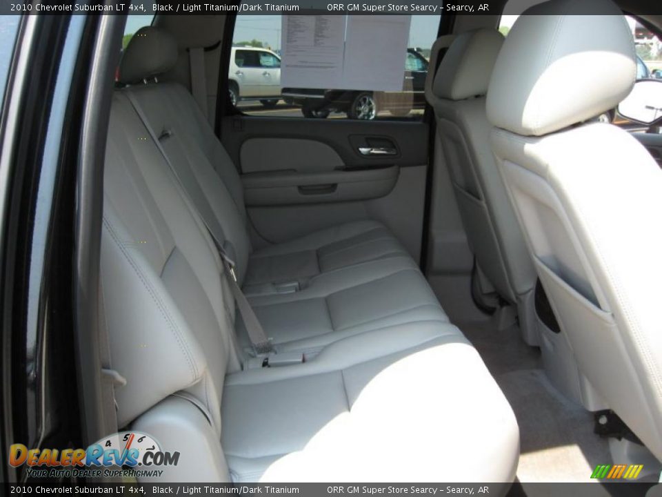 2010 Chevrolet Suburban LT 4x4 Black / Light Titanium/Dark Titanium Photo #18