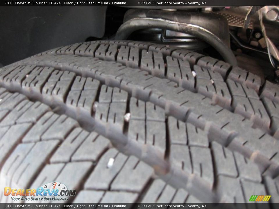 2010 Chevrolet Suburban LT 4x4 Black / Light Titanium/Dark Titanium Photo #23