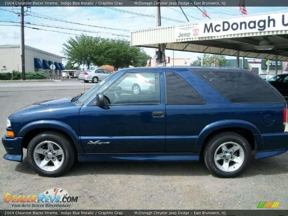 2004 Chevrolet Blazer Xtreme Indigo Blue Metallic / Graphite Gray Photo #3