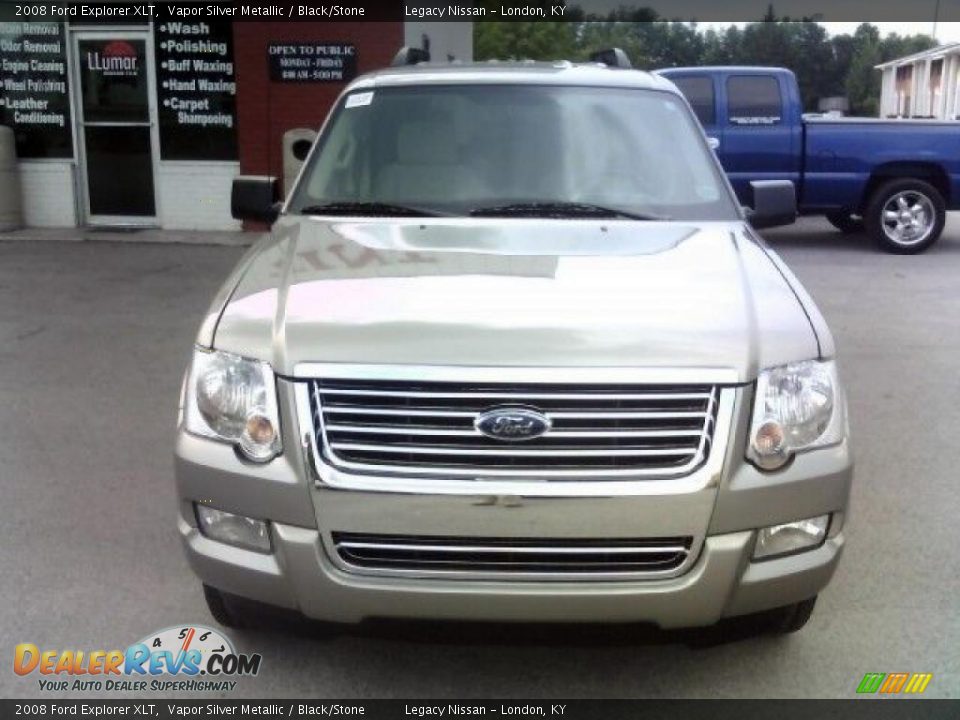 2008 Ford Explorer XLT Vapor Silver Metallic / Black/Stone Photo #2