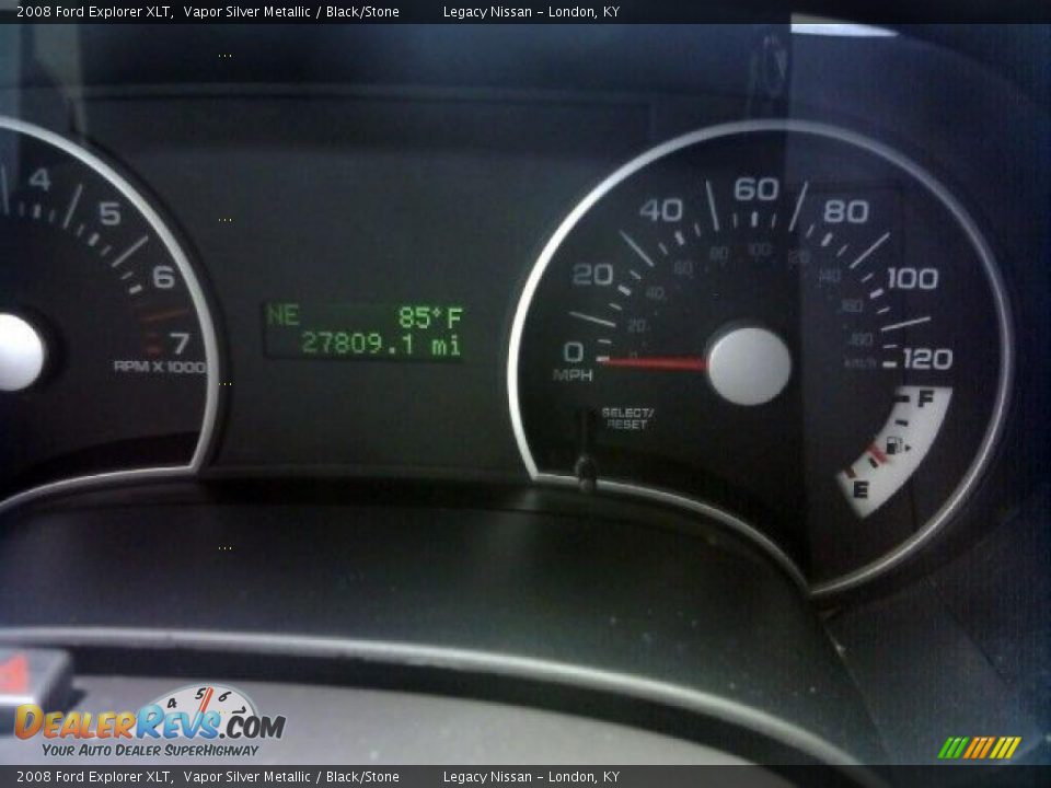2008 Ford Explorer XLT Vapor Silver Metallic / Black/Stone Photo #17