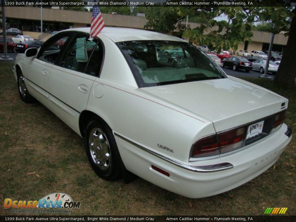 1999 Buick Park Avenue Ultra Supercharged Bright White Diamond / Medium Gray Photo #9