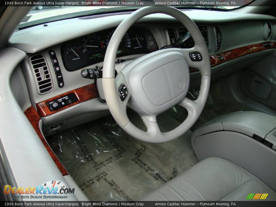 1999 Buick Park Avenue Ultra Supercharged Bright White Diamond / Medium Gray Photo #11