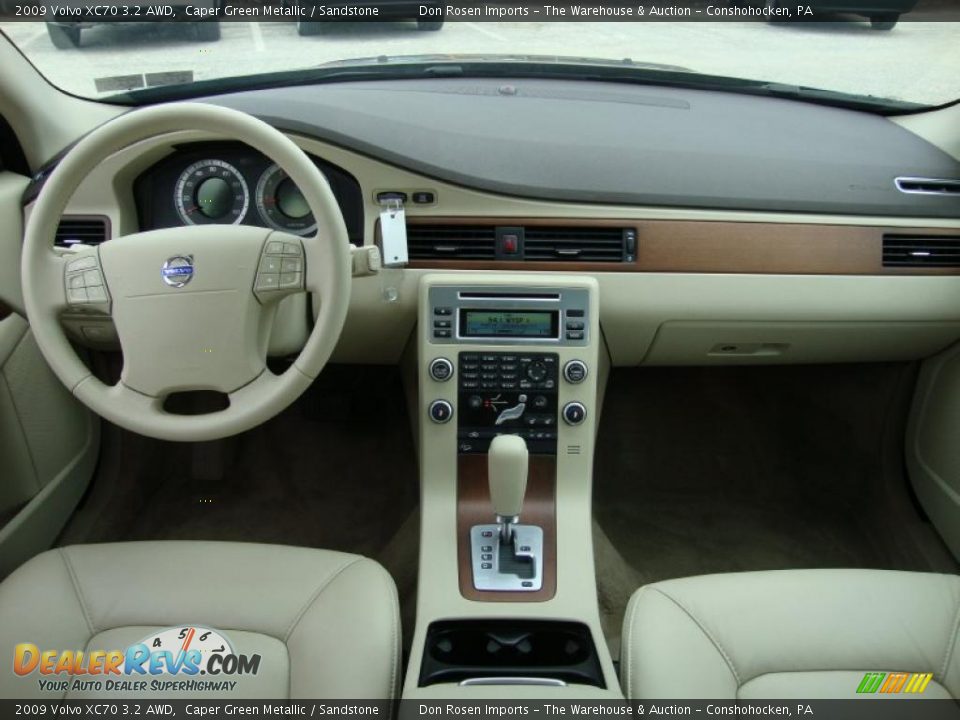 2009 Volvo XC70 3.2 AWD Caper Green Metallic / Sandstone Photo #29