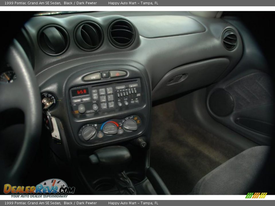 1999 Pontiac Grand Am SE Sedan Black / Dark Pewter Photo #14