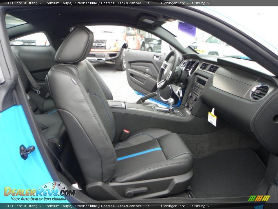 2011 Ford Mustang GT Premium Coupe Grabber Blue / Charcoal Black/Grabber Blue Photo #10