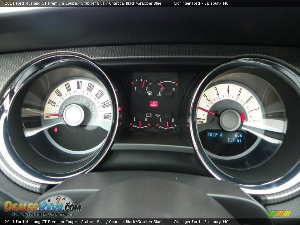 2011 Ford Mustang GT Premium Coupe Grabber Blue / Charcoal Black/Grabber Blue Photo #15