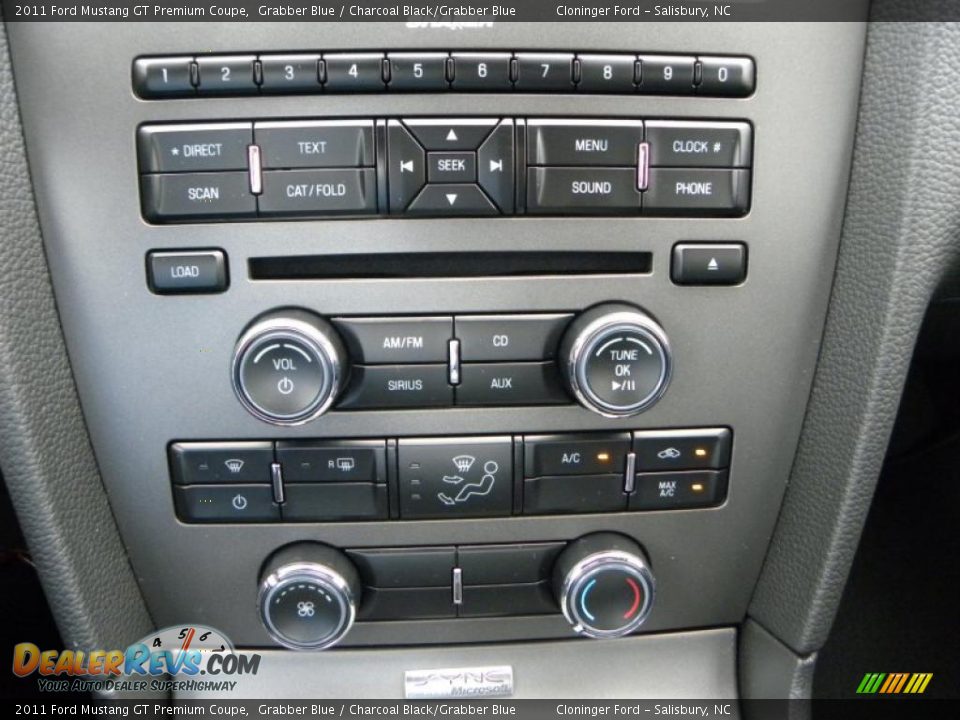 2011 Ford Mustang GT Premium Coupe Grabber Blue / Charcoal Black/Grabber Blue Photo #17