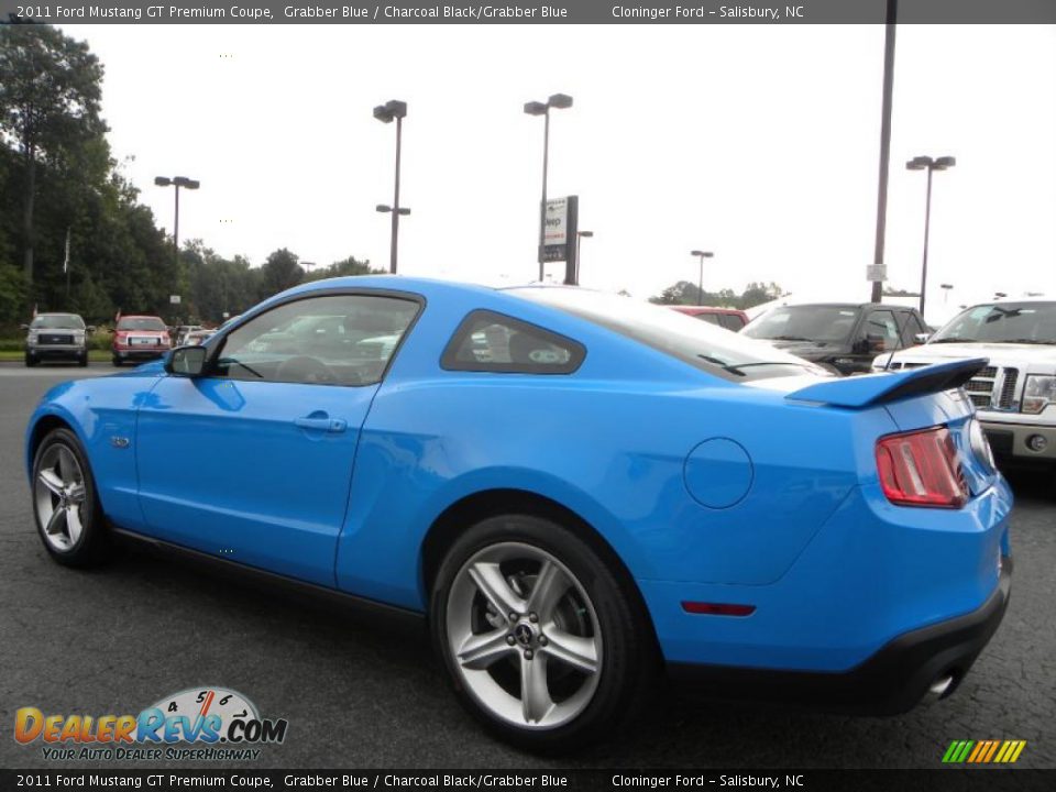 2011 Ford Mustang GT Premium Coupe Grabber Blue / Charcoal Black/Grabber Blue Photo #23