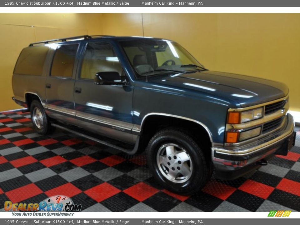 1995 Chevrolet Suburban K1500 4x4 Medium Blue Metallic / Beige Photo #1