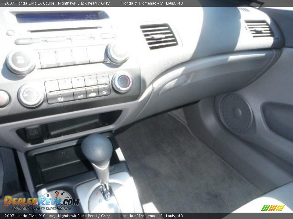 2007 Honda Civic LX Coupe Nighthawk Black Pearl / Gray Photo #15