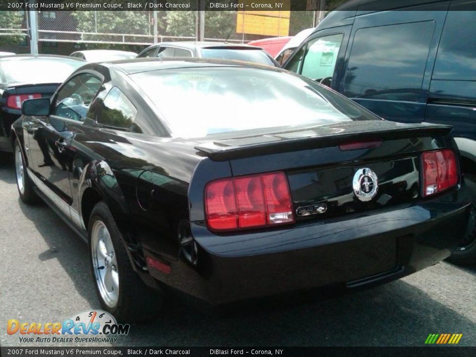 2007 Ford Mustang V6 Premium Coupe Black / Dark Charcoal Photo #2
