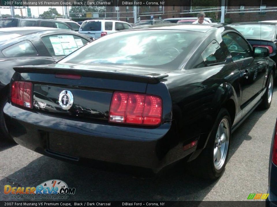 2007 Ford Mustang V6 Premium Coupe Black / Dark Charcoal Photo #3