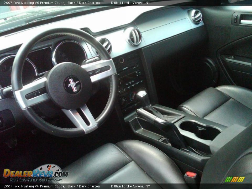 2007 Ford Mustang V6 Premium Coupe Black / Dark Charcoal Photo #6