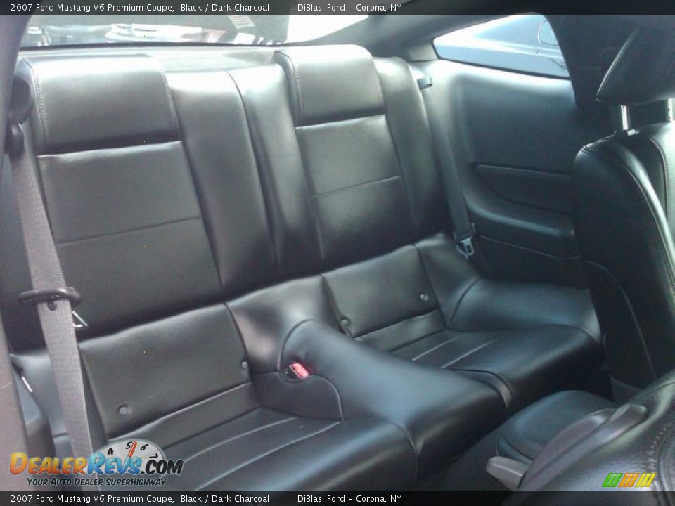 2007 Ford Mustang V6 Premium Coupe Black / Dark Charcoal Photo #9