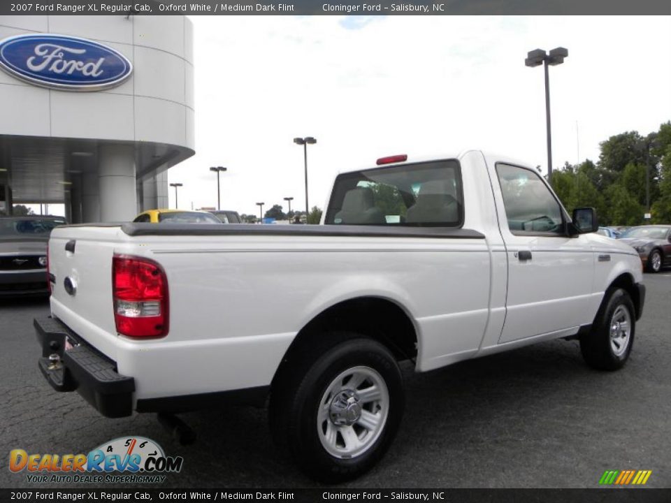 2007 Ford Ranger XL Regular Cab Oxford White / Medium Dark Flint Photo #3