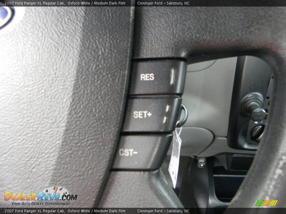 2007 Ford Ranger XL Regular Cab Oxford White / Medium Dark Flint Photo #17