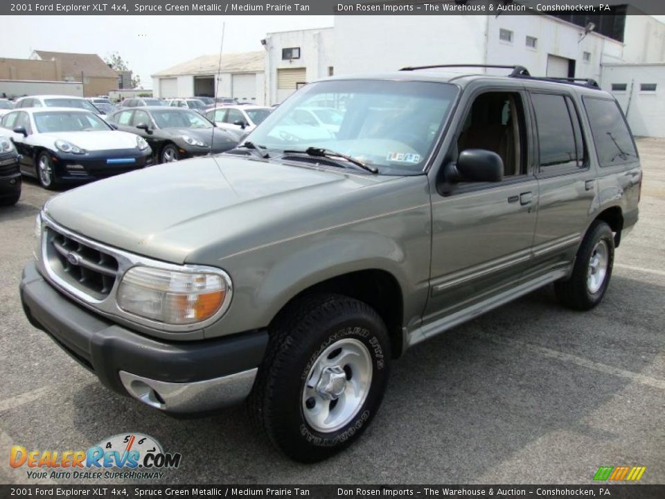 2001 Ford Explorer XLT 4x4 Spruce Green Metallic / Medium Prairie Tan Photo #2