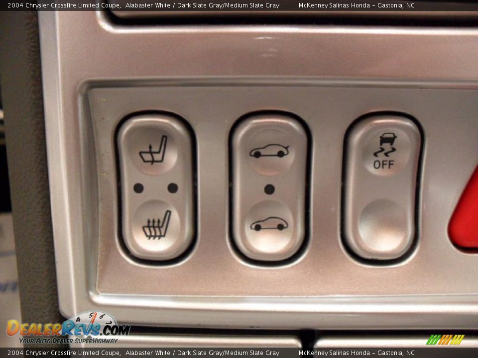 Controls of 2004 Chrysler Crossfire Limited Coupe Photo #13