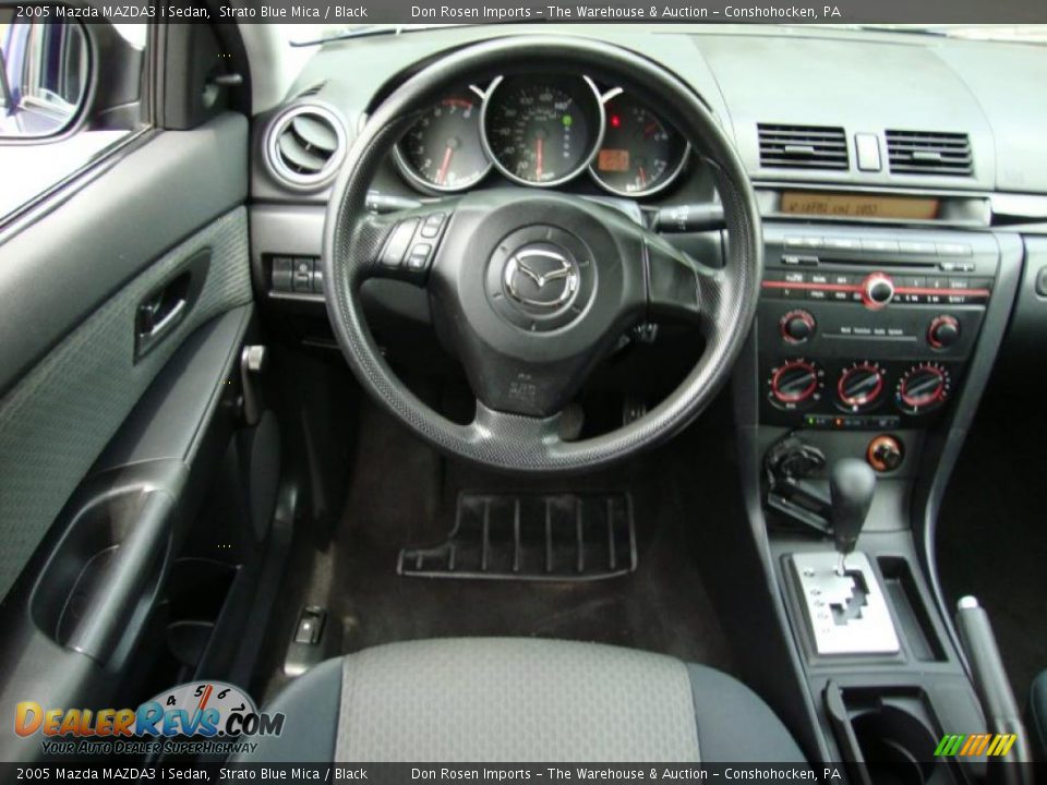 2005 Mazda MAZDA3 i Sedan Strato Blue Mica / Black Photo #26