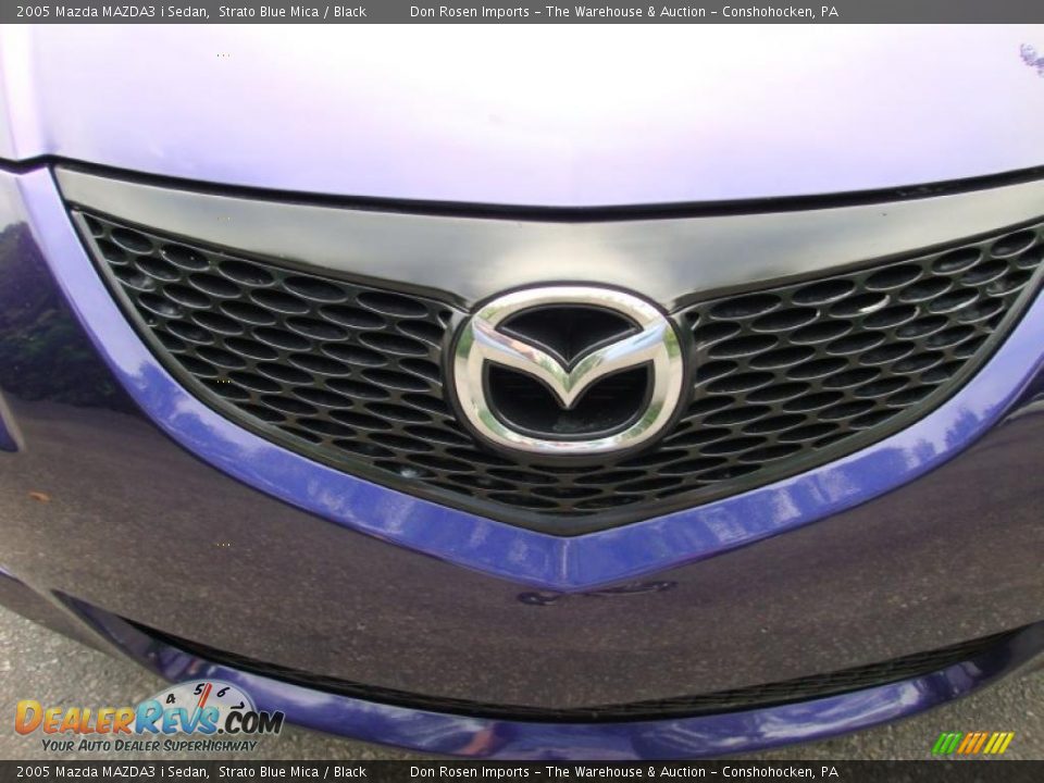 2005 Mazda MAZDA3 i Sedan Strato Blue Mica / Black Photo #33