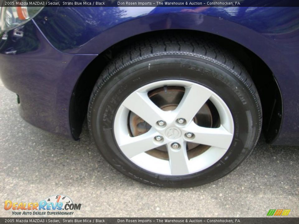 2005 Mazda MAZDA3 i Sedan Strato Blue Mica / Black Photo #35