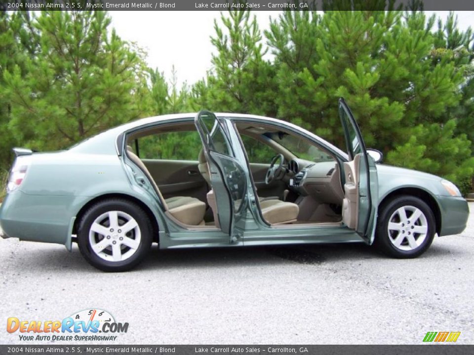 2004 Nissan Altima 2.5 S Mystic Emerald Metallic / Blond Photo #13