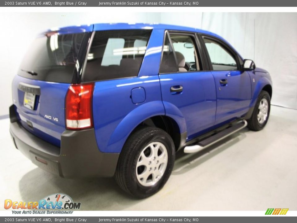 2003 Saturn VUE V6 AWD Bright Blue / Gray Photo #6