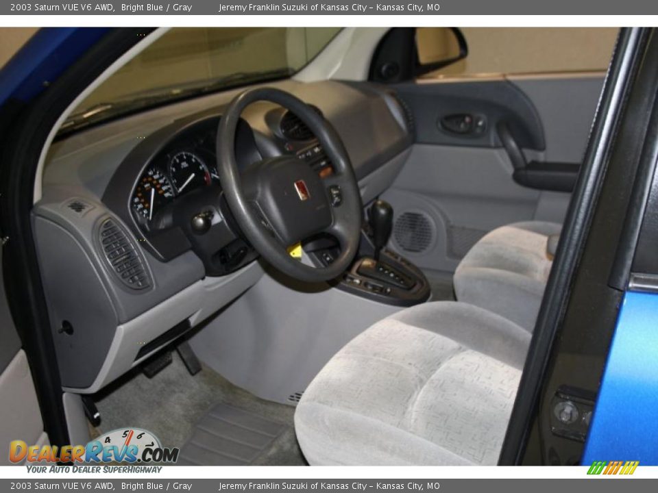 2003 Saturn VUE V6 AWD Bright Blue / Gray Photo #11