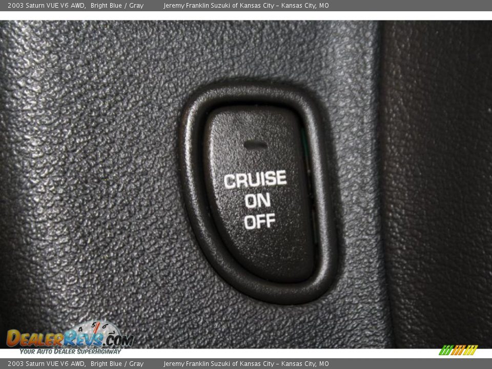 2003 Saturn VUE V6 AWD Bright Blue / Gray Photo #24