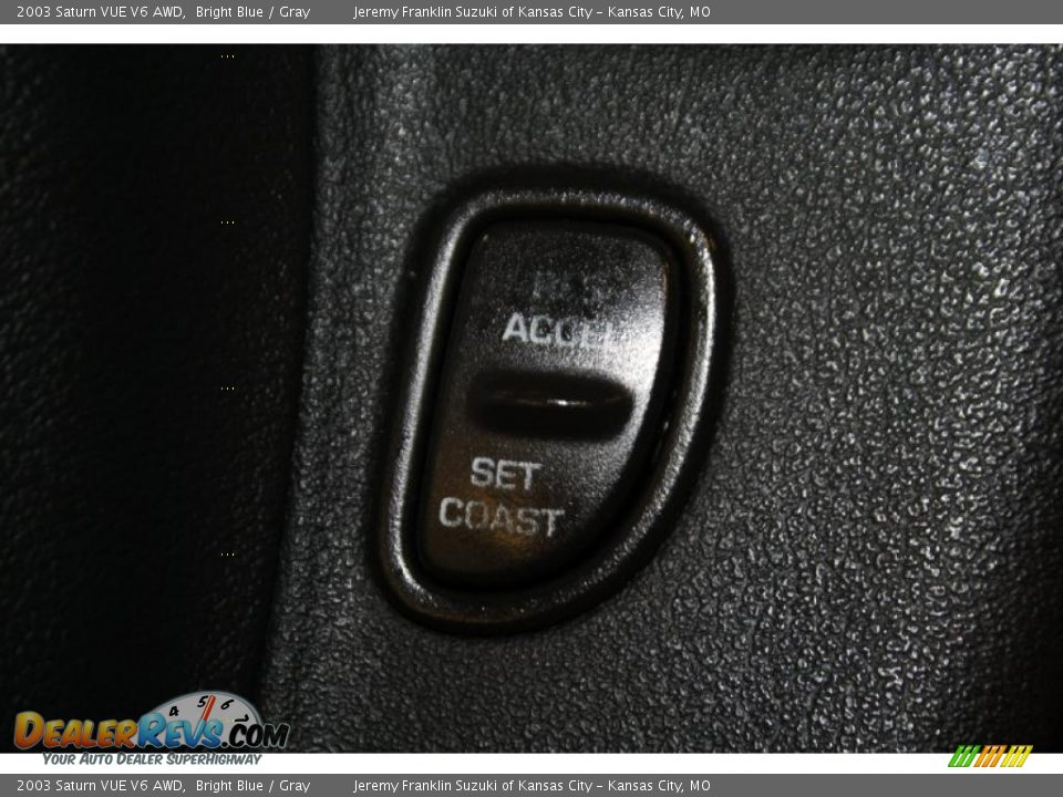 2003 Saturn VUE V6 AWD Bright Blue / Gray Photo #25