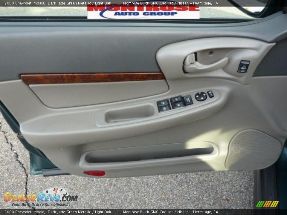 2000 Chevrolet Impala Dark Jade Green Metallic / Light Oak Photo #17