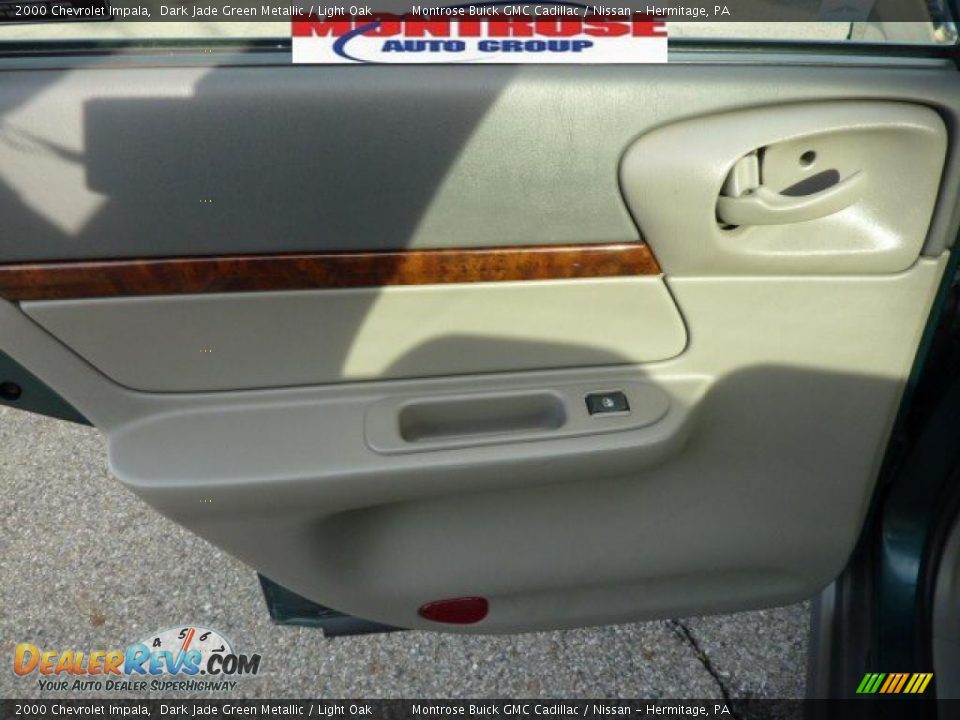 2000 Chevrolet Impala Dark Jade Green Metallic / Light Oak Photo #20