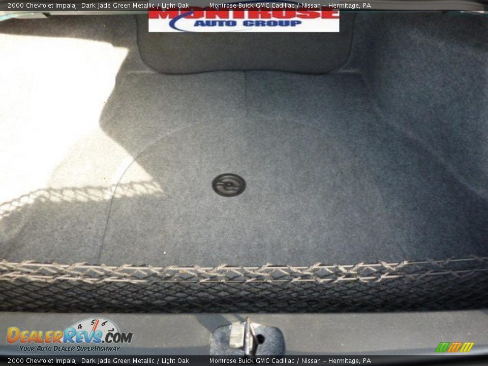 2000 Chevrolet Impala Dark Jade Green Metallic / Light Oak Photo #21