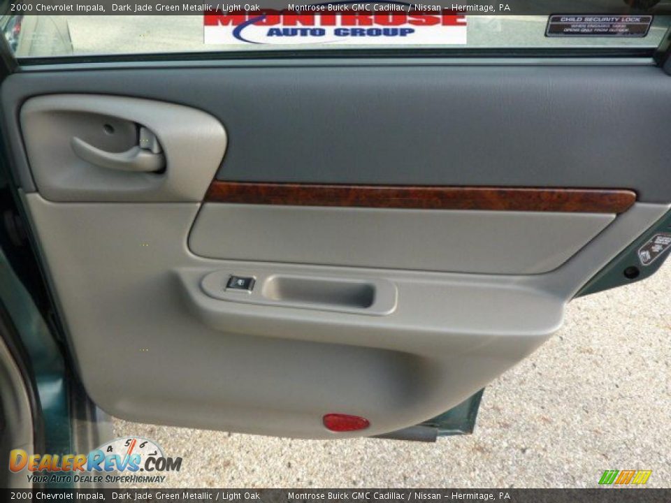 2000 Chevrolet Impala Dark Jade Green Metallic / Light Oak Photo #23