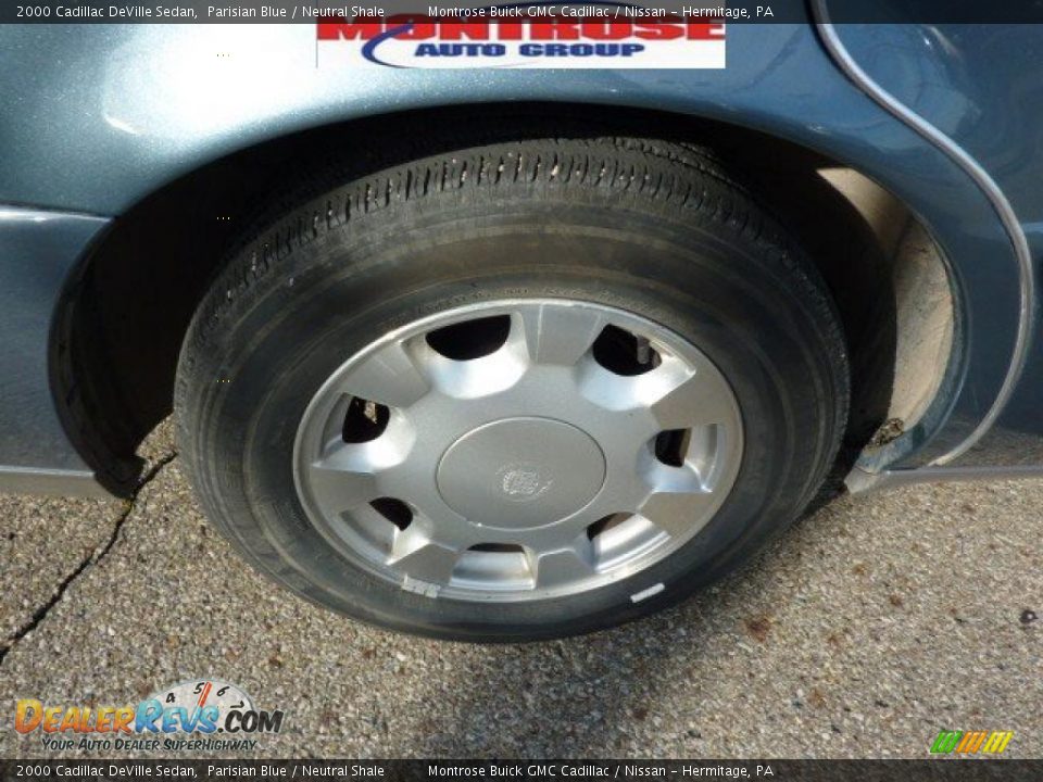 2000 Cadillac DeVille Sedan Parisian Blue / Neutral Shale Photo #11
