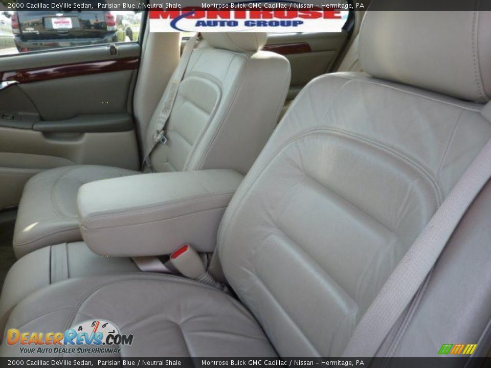 2000 Cadillac DeVille Sedan Parisian Blue / Neutral Shale Photo #16