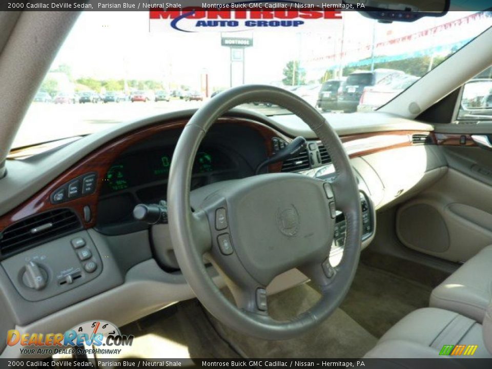 2000 Cadillac DeVille Sedan Parisian Blue / Neutral Shale Photo #17
