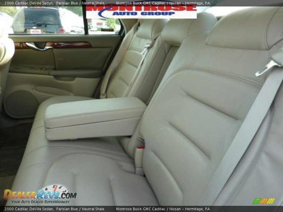 2000 Cadillac DeVille Sedan Parisian Blue / Neutral Shale Photo #20